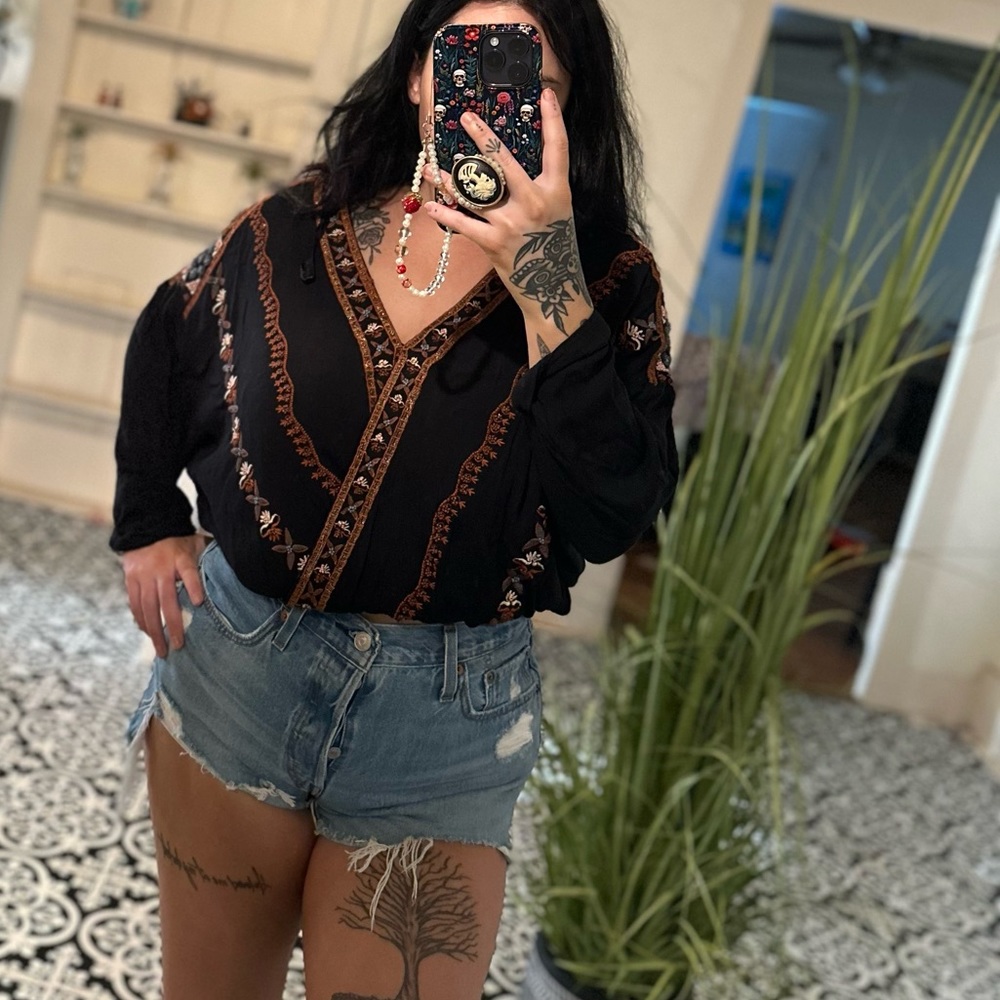 Free People Black Embroidered V-Neck Peasant Blouse - Picture 2 of 6